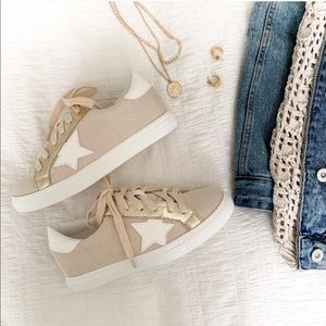 Metallic Star Sneaker Gold (Golden Goose dupe)